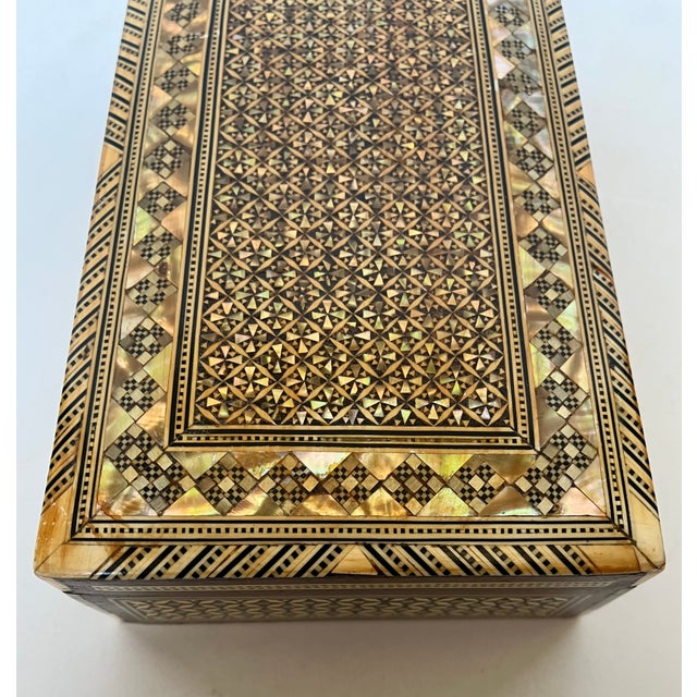 Mid 20th Century Vintage Inlaid Wood Mother of Pearl Jewelry Box For Sale - Image 10 of 12