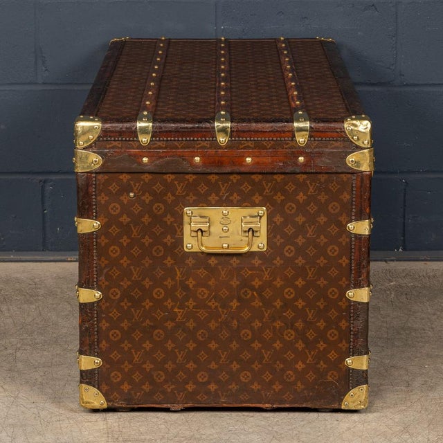 Antique French Trunk in Monogram Canvas from Louis Vuitton, 1910 For Sale - Image 6 of 18