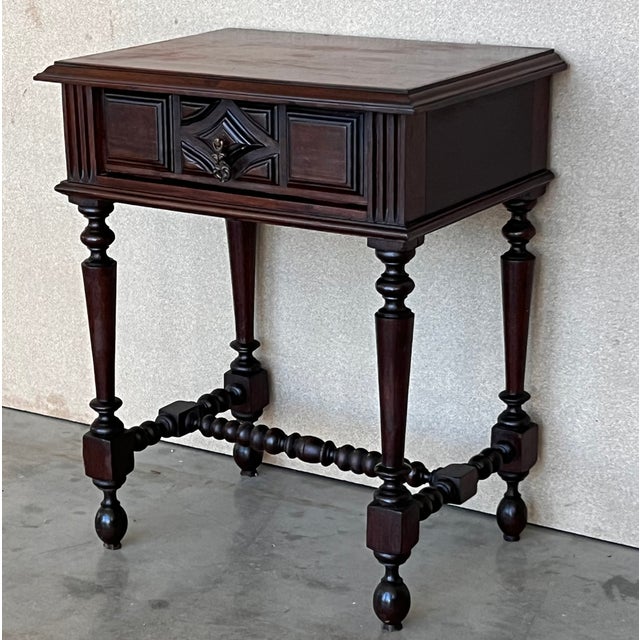 French Nightstands in Solid Carved Oak With Turned Columns, Set of 2 For Sale - Image 4 of 12