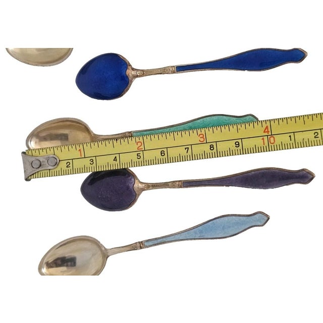 1950s Gustav Hellstrøm Norway Sterling Guilloché Enamel Vermeil Demitasse Spoons, Set of 6 in Original Case For Sale - Image 10 of 11