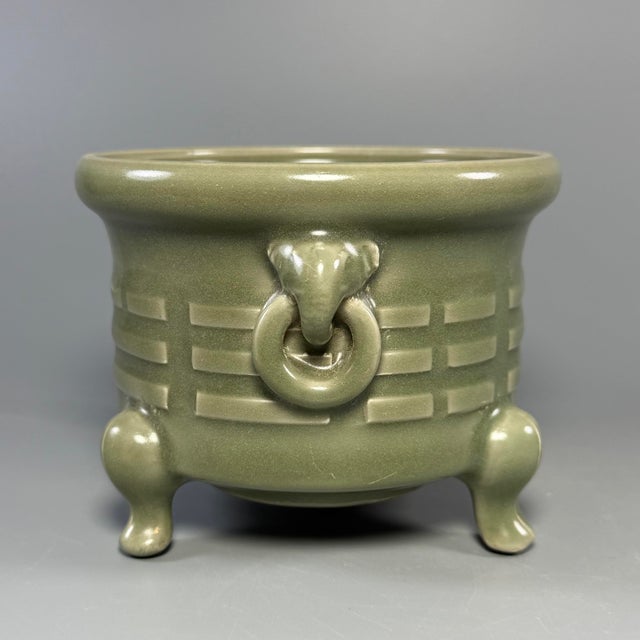 China Vintage Longquan Celadon Tripod Censer With Beast‑Head Ring Handles For Sale - Image 6 of 6