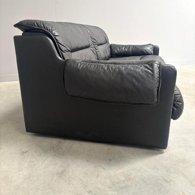 Textile Vintage Two-Seater Sofa in Black Leather by Dreipunkt, 1970s For Sale - Image 7 of 17