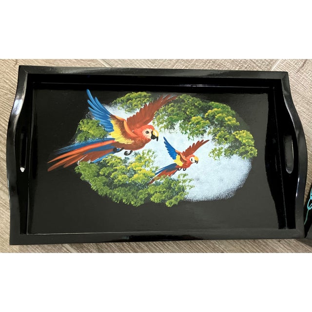 Late 20th-Century Wooden Black Lacquered Tiki-Style Hand Painted Parrot Motif Nested Trays - A Pair For Sale - Image 17 of 18