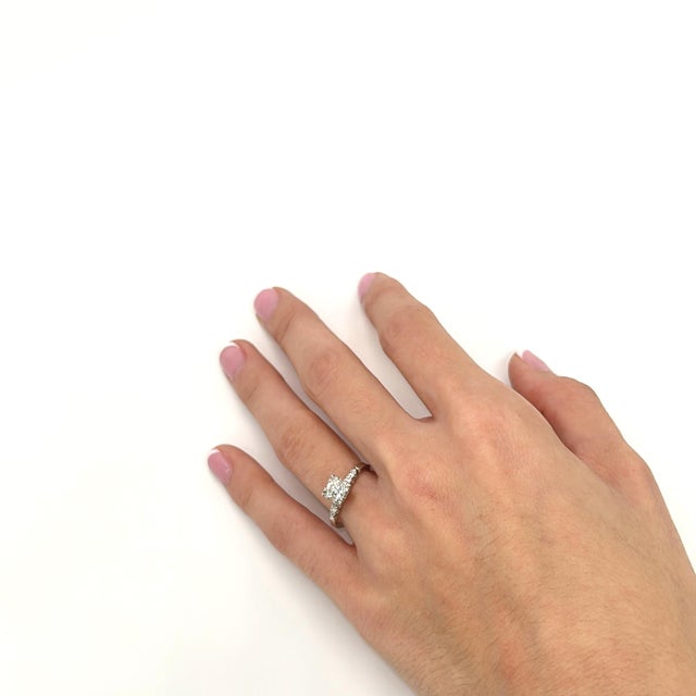 Early 21st Century Antique Platinum Engagement Ring With a 0.99ct Diamond and Accents - Size 5.25 For Sale - Image 5 of 6