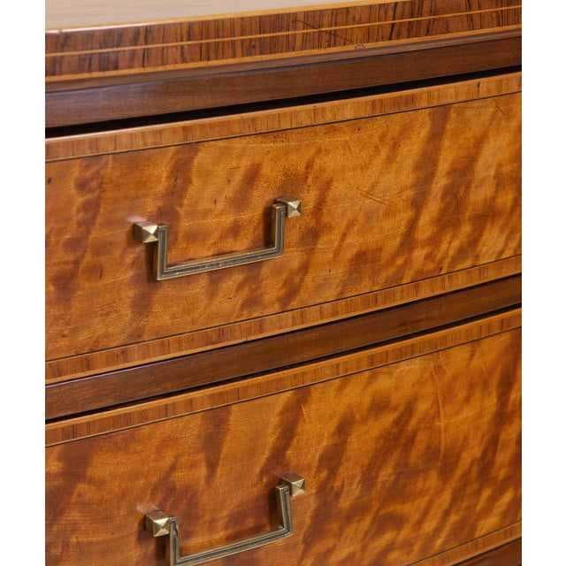 George III Satinwood & Banded Bow Fronted Chest Commode, 1790s For Sale - Image 6 of 18