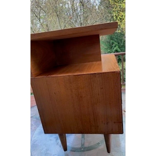 1950s Ramseur Mid Century Modern MCM Set of 3 Includes 5 Drawer Dresser, 8 Drawer Dresser and 2 Nightstands For Sale - Image 5 of 18
