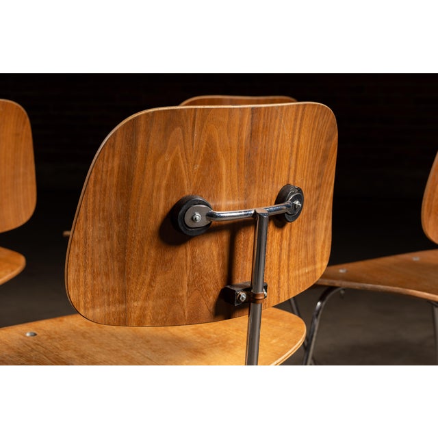 Set of Six Mid-Century Eames DCM Dining Chairs by Herman Miller For Sale - Image 9 of 18