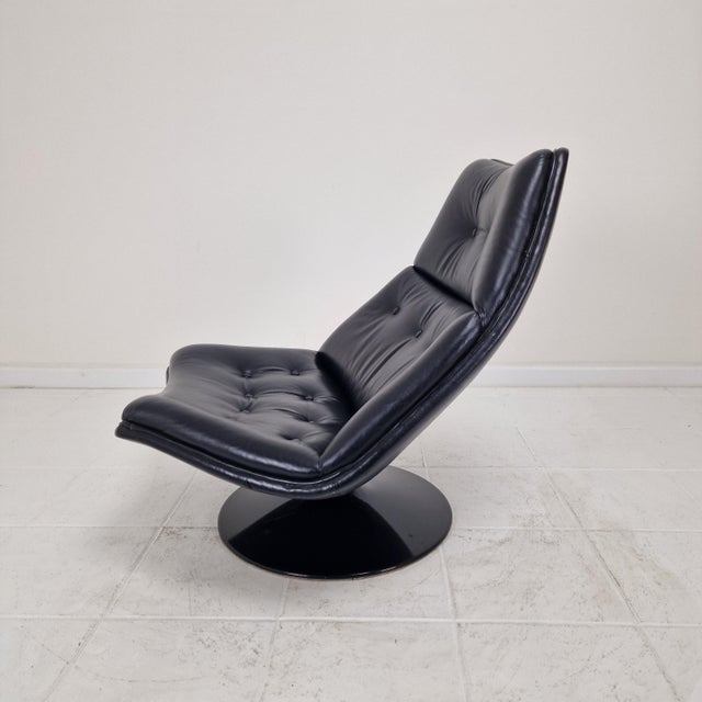 Artifort Artifort F511 Lounge Chair in Leather from Geoffrey Harcourt, 1970s For Sale - Image 4 of 14