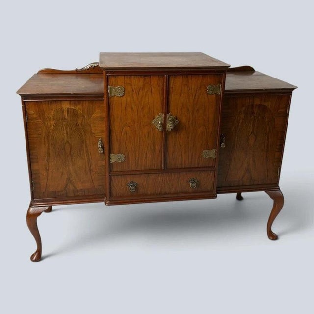 Art Deco Walnut Cocktail Cabinet with Brass Hardware, 1930s For Sale - Image 3 of 6