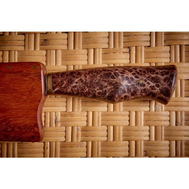 Dave Jacobson Knife with Handle made in Redwood Burl and Knife Sheath in Teak, USA - 2023. We have another Dave Jacobson...