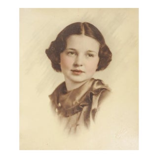 Vintage 1930s Glamour Studio Portrait Photograph of Woman For Sale