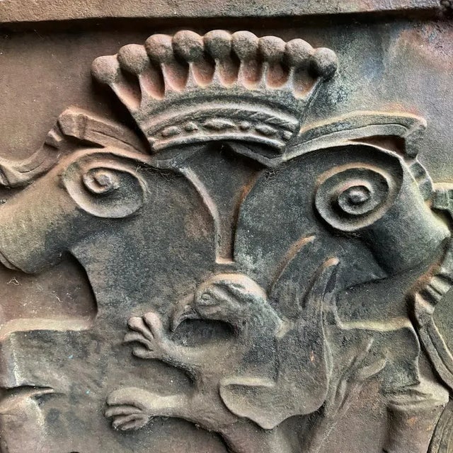 Chimney Fireback in Cast Iron, 1900s For Sale - Image 3 of 9