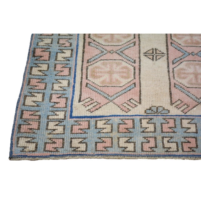 Turkish Vintage Turkish Anatolian Hand Knotted Wool Rug, 2'8''x5'8'' For Sale - Image 3 of 4