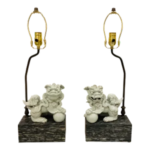 Vintage 1940’s Porcelain Fu Dogs Table Lamps Pair