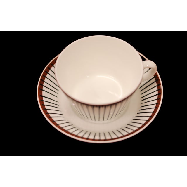 Classic and beloved decor by Stig Lindberg for the Gustavsberg porcelain factory in Sweden. The pattern is Spisa Ribb and...