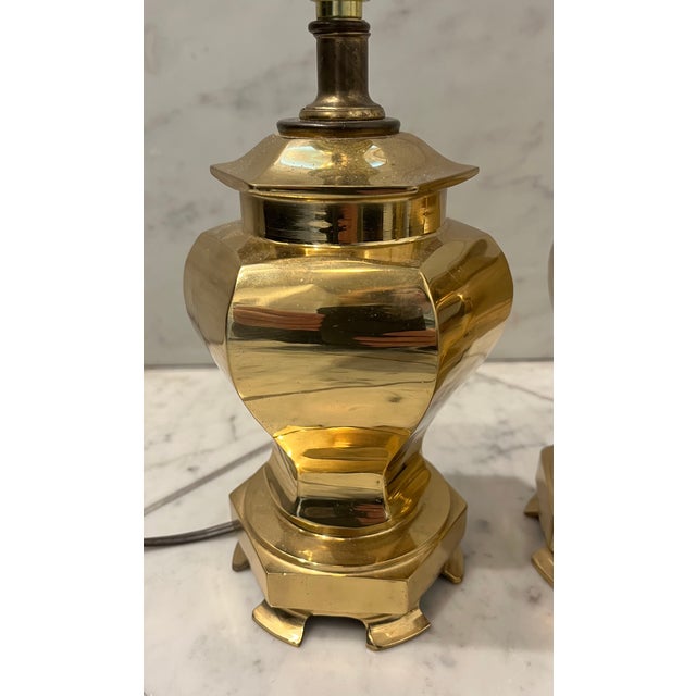Chinoiserie Mid 20th Century Pair of Petite Brass Urn Lamps For Sale - Image 3 of 9