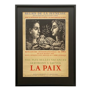 Pablo Picasso Vintage 1950 Hand Signed Mourlot Fine Art Lithograph Print " Les Partisans De La Paix " Framed Landmark French Poster For Sale