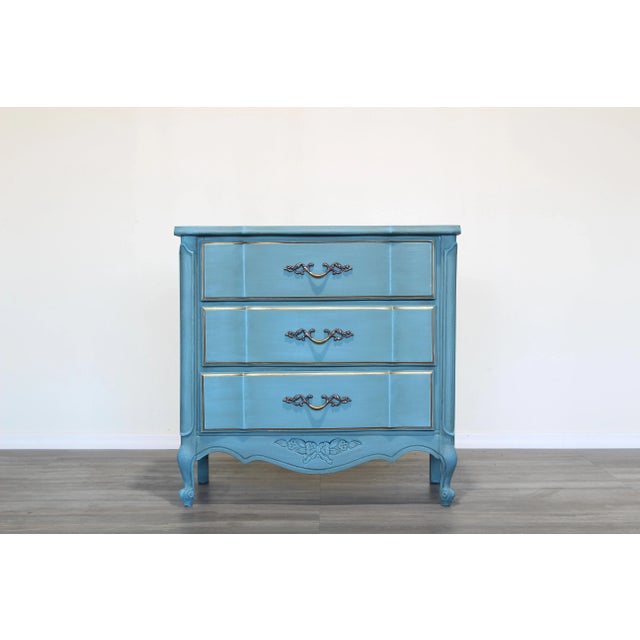 Dixie 1970's French Provincial Light Blue Chest of Drawers For Sale - Image 4 of 4