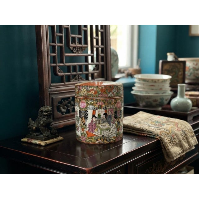Vintage Chinese Enamel Figural Ground Canton Porcelain Round Container Jar For Sale In San Francisco - Image 6 of 11