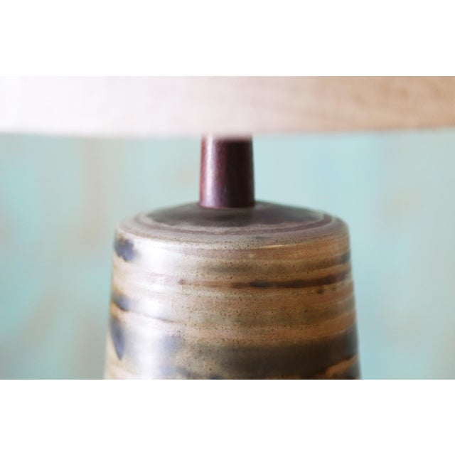 Gordon & Jane Martz 1960s Gordon and Jane Martz M120 Lamp for Marshall Studios Green Earth Tones For Sale - Image 4 of 12