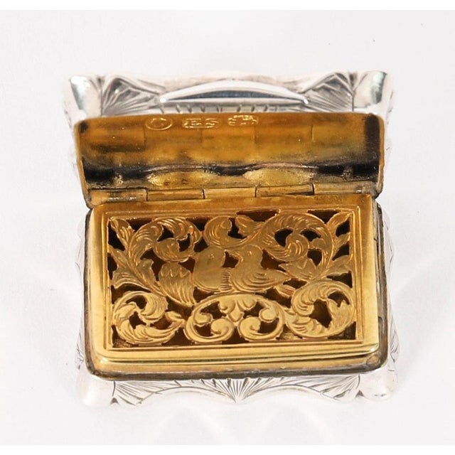 Antique Victorian Sterling Silver Vinaigrette by Edward Smith, 1884 For Sale - Image 11 of 18