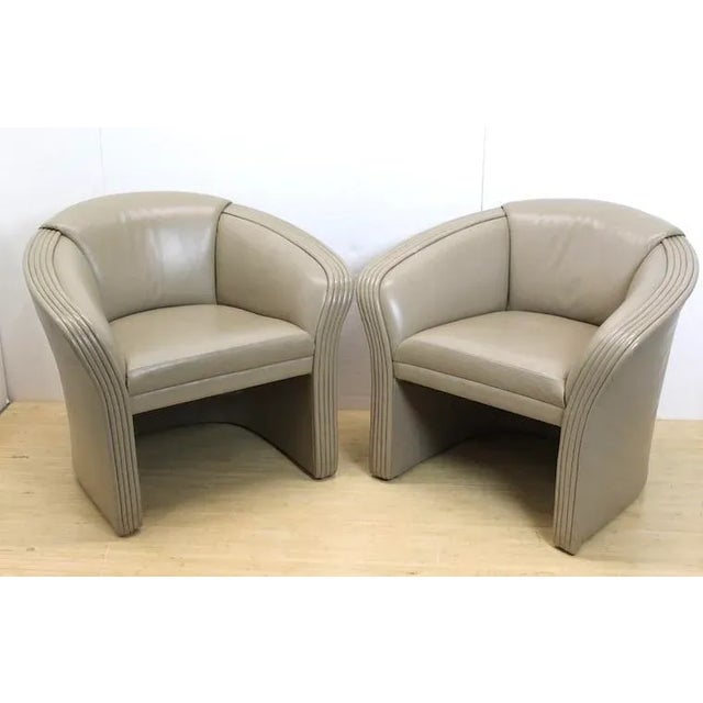 1980s 1990 Patrician Furniture Leather 3 Piece Loveseat Set For Sale - Image 5 of 10