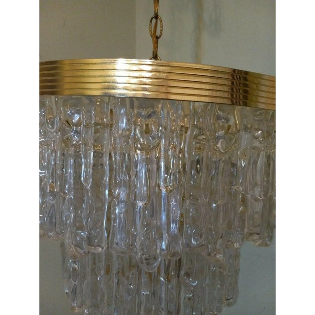 Lucite And Brass Kalmar Style Icicle Chandelier For Sale - Image 12 of 13