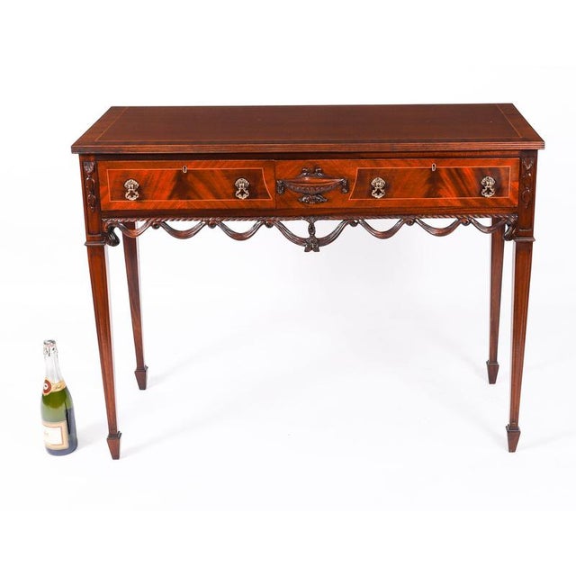 Vintage Cutlery Console Table from Maple & Co., Late 20th Century For Sale - Image 16 of 17