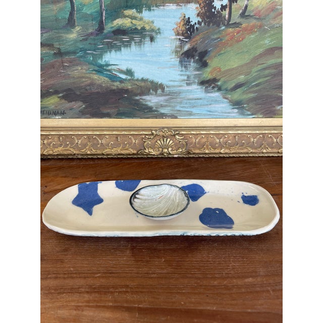 Mid 20th Century Vintage Japanese Shell-Form Celadon Glazed Pottery Dish With Crackle Finish For Sale - Image 5 of 10