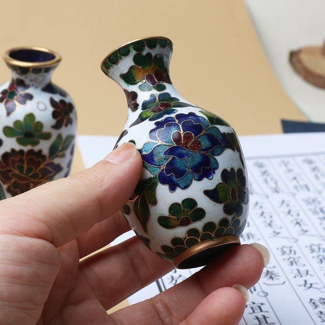 Late 20th Century Set of 5 Vintage Cloisonné Enamel Miniature Vases – Silver-Blue Technique, Floral Motif For Sale - Image 5 of 8