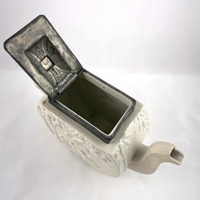 1874 Copeland Spode White Bisque Sparrows & Bamboo With Pewter Lid Tea Pot For Sale In Buffalo - Image 6 of 10