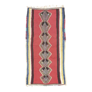 Vintage Berber Moroccan Rug - 05'00 x 09'04