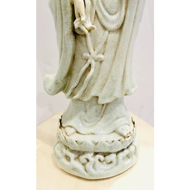 Beautiful Asian Celadon Crackle Glaze Quan Yin Figure