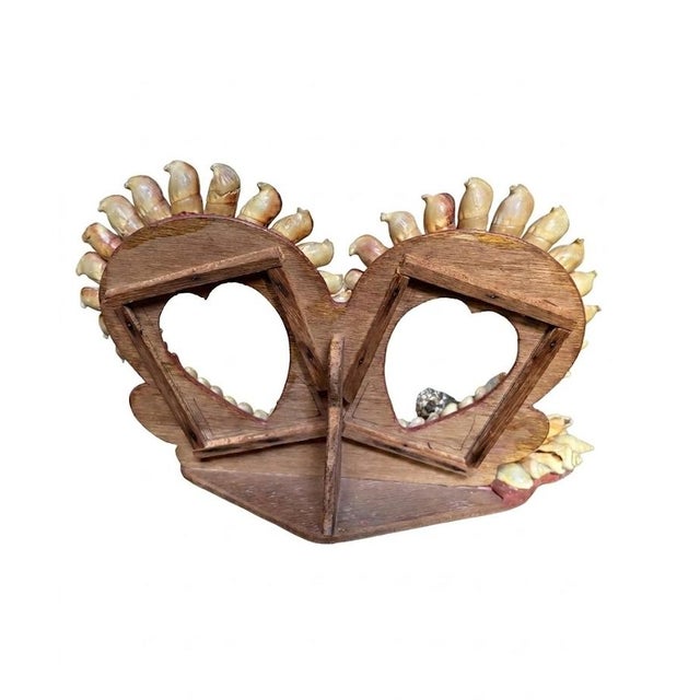 Vintage 1950s handmade sailors valentine double-heart picture frame from Morro Bay, California. This intricate coastal...