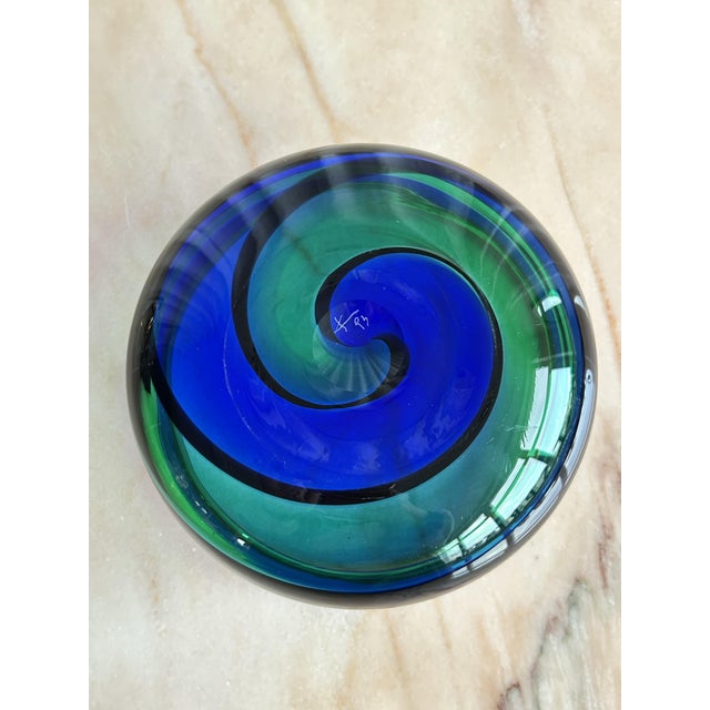 1990s Vintage Swirl Murano Glass Bowl by Fulvio Bianconi for Venini, Italy, 1990s For Sale - Image 5 of 8