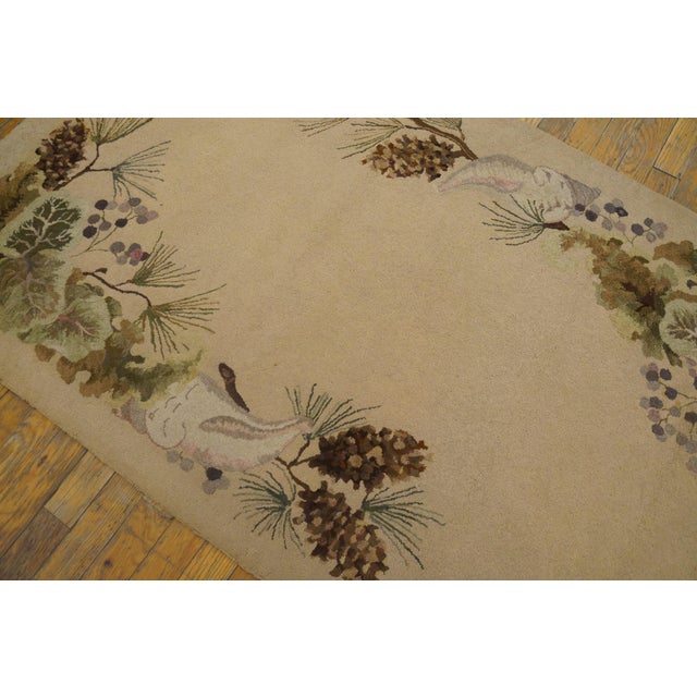 American 1930s Ivory Cream Floral Rustic Folk Art American Hooked Rug Hand Knotted 3'2" X 5'6" Wool Carpet For Sale - Image 3 of 6