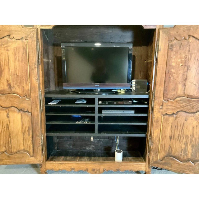Early 19th Century French Provincial Armoire For Sale - Image 4 of 13