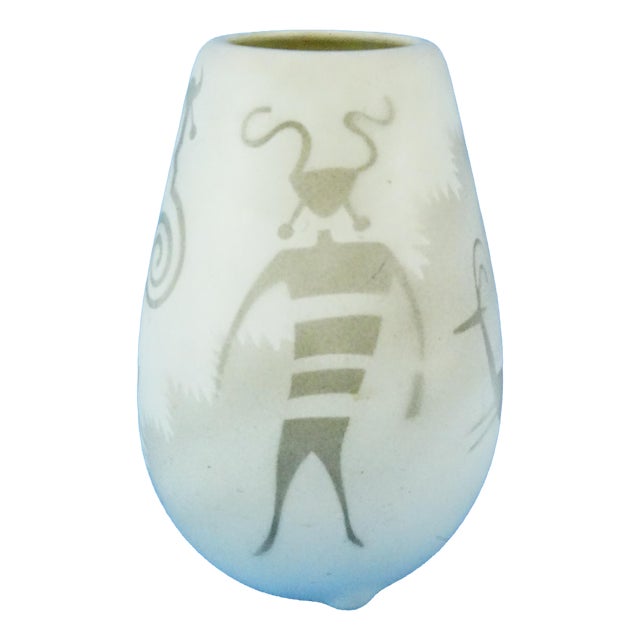 20th Century Modernist Navajo Ceramic Vase with Native American Decoration from Melvin Redhorse, United States, 1970s For Sale