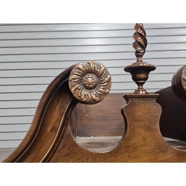 Late 20th Century Kittinger Williamsburg Cw-190 Mahogany Chippendale Bombe Highboy Rare 150 Made For Sale In Cleveland - Image 6 of 15