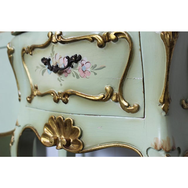 Blue Venetian Baroque Green Lacquered Hand-Painted Floral Single Bed Set with Two Nightstands, 1950s, Set of 3 For Sale - Image 8 of 12