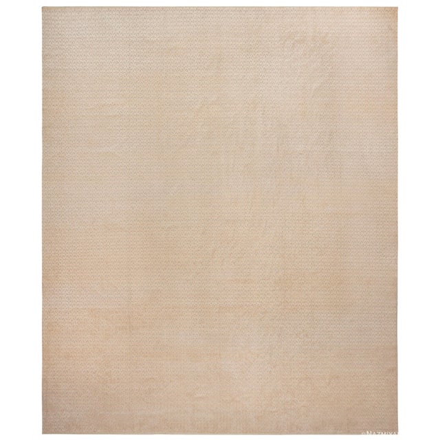 Beautiful Silk & Wool Subtle Tones Modern Contemporary Rug, Country of origin: Turkey, Circa date: Modern