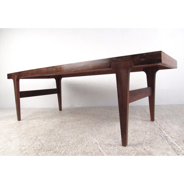 Mid-Century Modern Danish Modern Rosewood Coffee Table in the Style of Johannes Andersen For Sale - Image 3 of 7