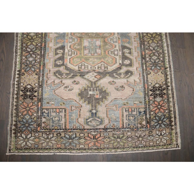 Malayer Square Scatter Size Rug rug no.j5083 For Sale - Image 4 of 7