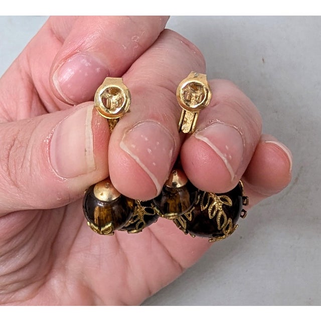 Trifari Vintage 1950s Signed Crown Trifari Goldtone Filigree & Faux-Tortoise Dangle Clip Earrings- 2 Pieces For Sale - Image 4 of 7