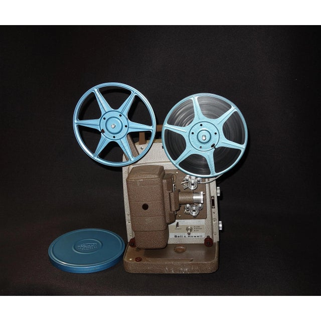【稼働】ARCO-PROJECTOR 8mm映写機 昭和レトロ Family Circa 1950s 8mm Cinema Movie Projector for Display | Chairish