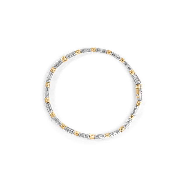 Contemporary 14k Two-Tone 2.00 Cttw Round-Cut and Baguette-Cut Diamond Bar Link 7" Bracelet (I-J Color, SI2-I1 Clarity) For Sale - Image 3 of 6