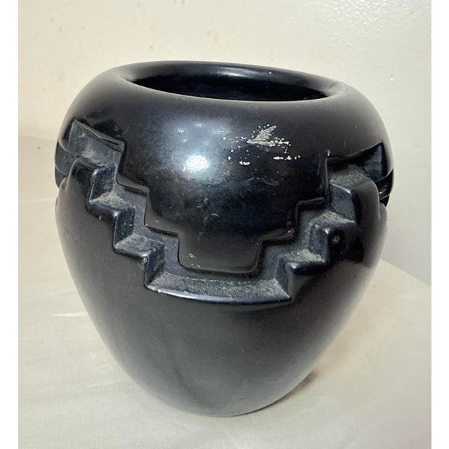 Antique Handmade Santa Clara Pueblo Native American Black Pottery Blackware Vase For Sale - Image 11 of 11