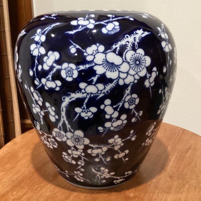 Vintage Asian Chinese Blue and White Porcelain Hawthorn Vase Sakura Motifs Glazed Handmade Hand Painted For Sale - Image 4 of 13