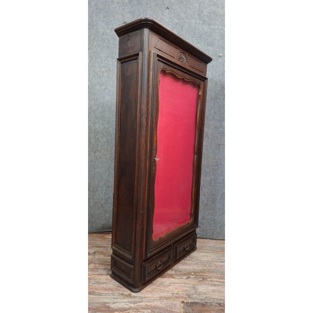20th Century Display Case in Stained Wood and Red Padded Interior For Sale - Image 3 of 6