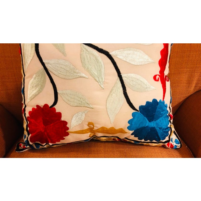 Moroccan Handmade Embroidered Pillows - a Pair For Sale In New York - Image 6 of 9